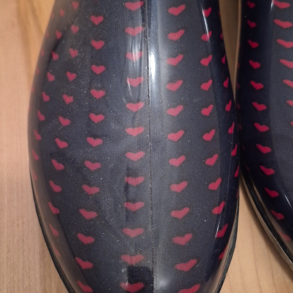 Henry Ferrera Women's Size 10 Stylish Black and Red Heart Ankle Rain Boots - Picture 5 of 7